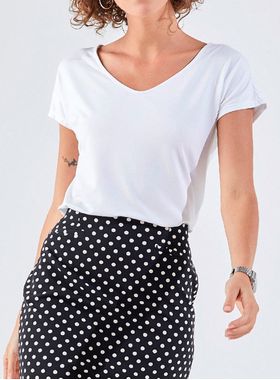 Camiseta Manga Curta Liz 21588 Feminina Corte V Viscose T. P/GG