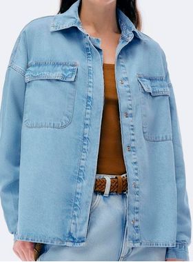Camisa Jeans Manga Longa Hering HFLW Feminina Bolsos Frontais Algodão T. P/XG